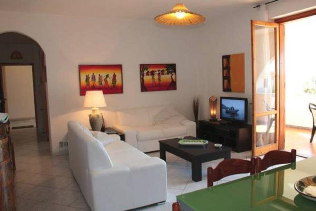Residence L'Uliveto Gioiosa Marea Kültér fotó