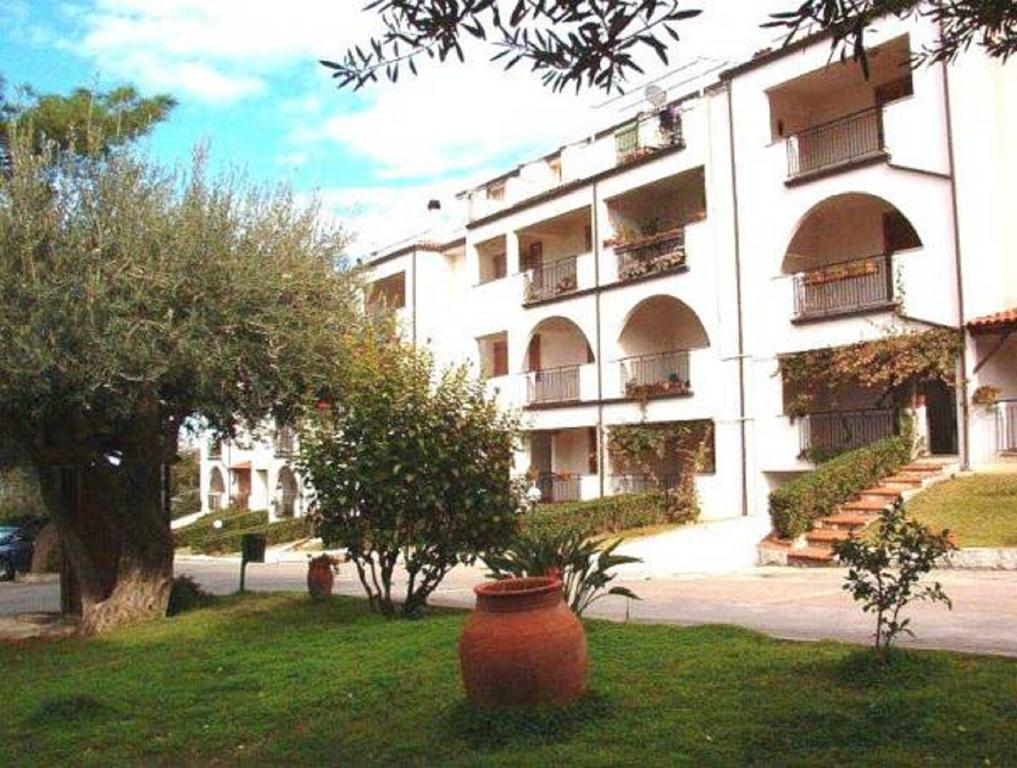 Residence L'Uliveto Gioiosa Marea Kültér fotó