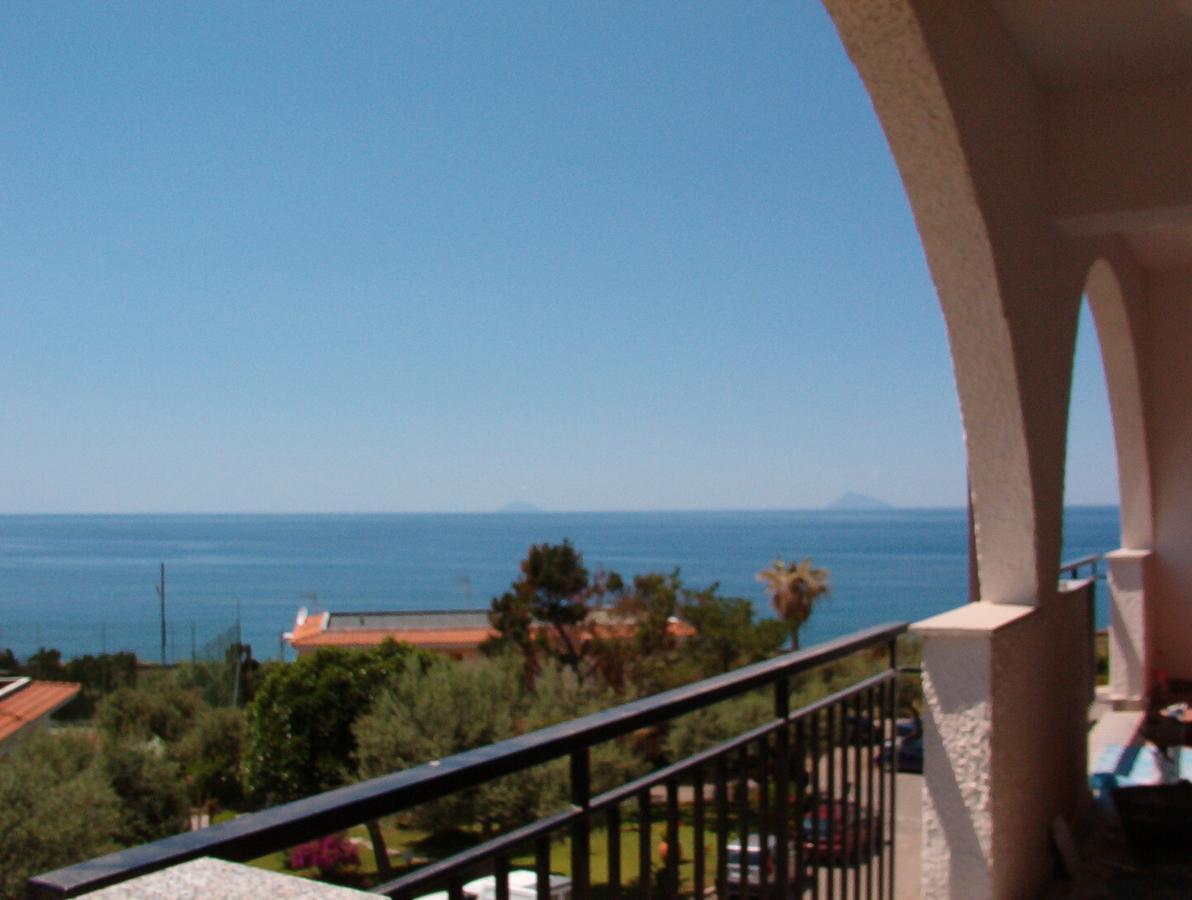 Residence L'Uliveto Gioiosa Marea Kültér fotó